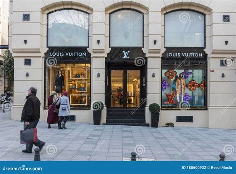 istanbul louis vuitton